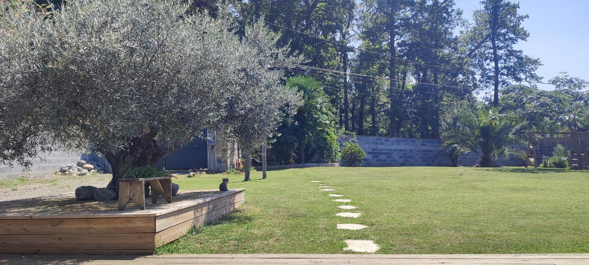 La Villa O Bois - Billard & Baby-Foot - Face A La Foret Semeac Exterior photo